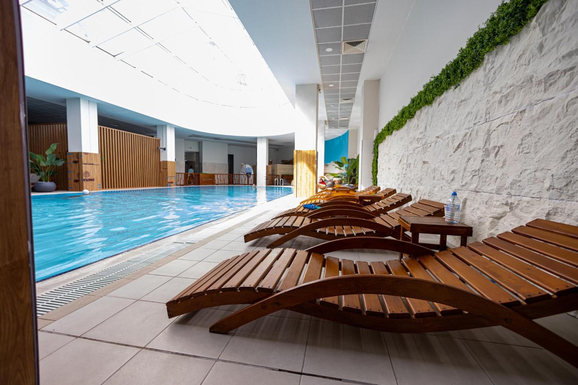 18Th & 16H Floor Secure Luxury Condos With Pool & Fitness Included In Price Σκόπια Εξωτερικό φωτογραφία