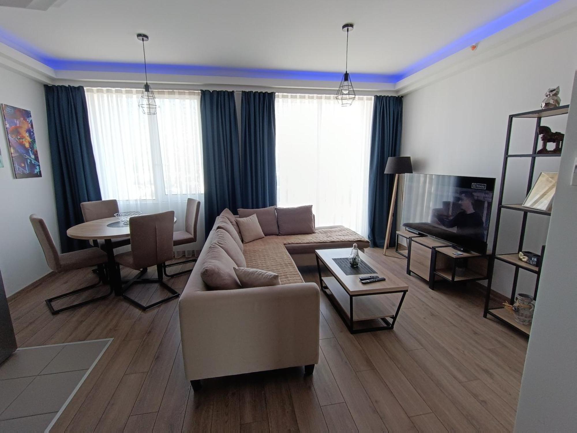 18Th & 16H Floor Secure Luxury Condos With Pool & Fitness Included In Price Σκόπια Εξωτερικό φωτογραφία