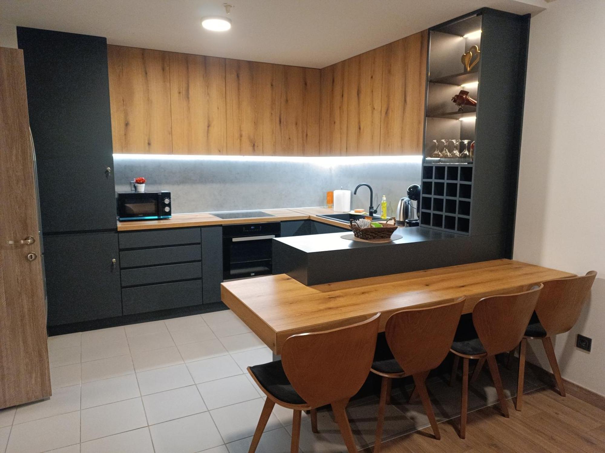 18Th & 16H Floor Secure Luxury Condos With Pool & Fitness Included In Price Σκόπια Εξωτερικό φωτογραφία
