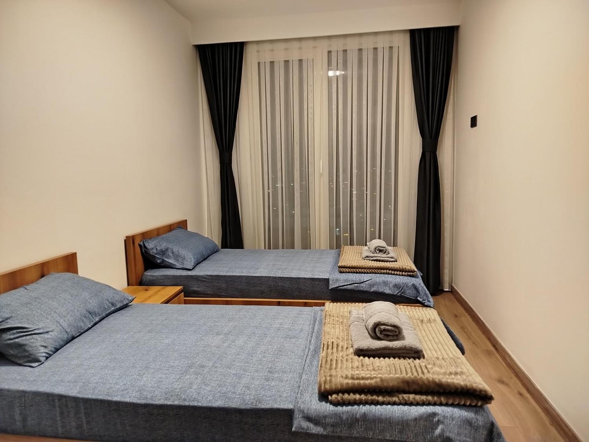 18Th & 16H Floor Secure Luxury Condos With Pool & Fitness Included In Price Σκόπια Εξωτερικό φωτογραφία