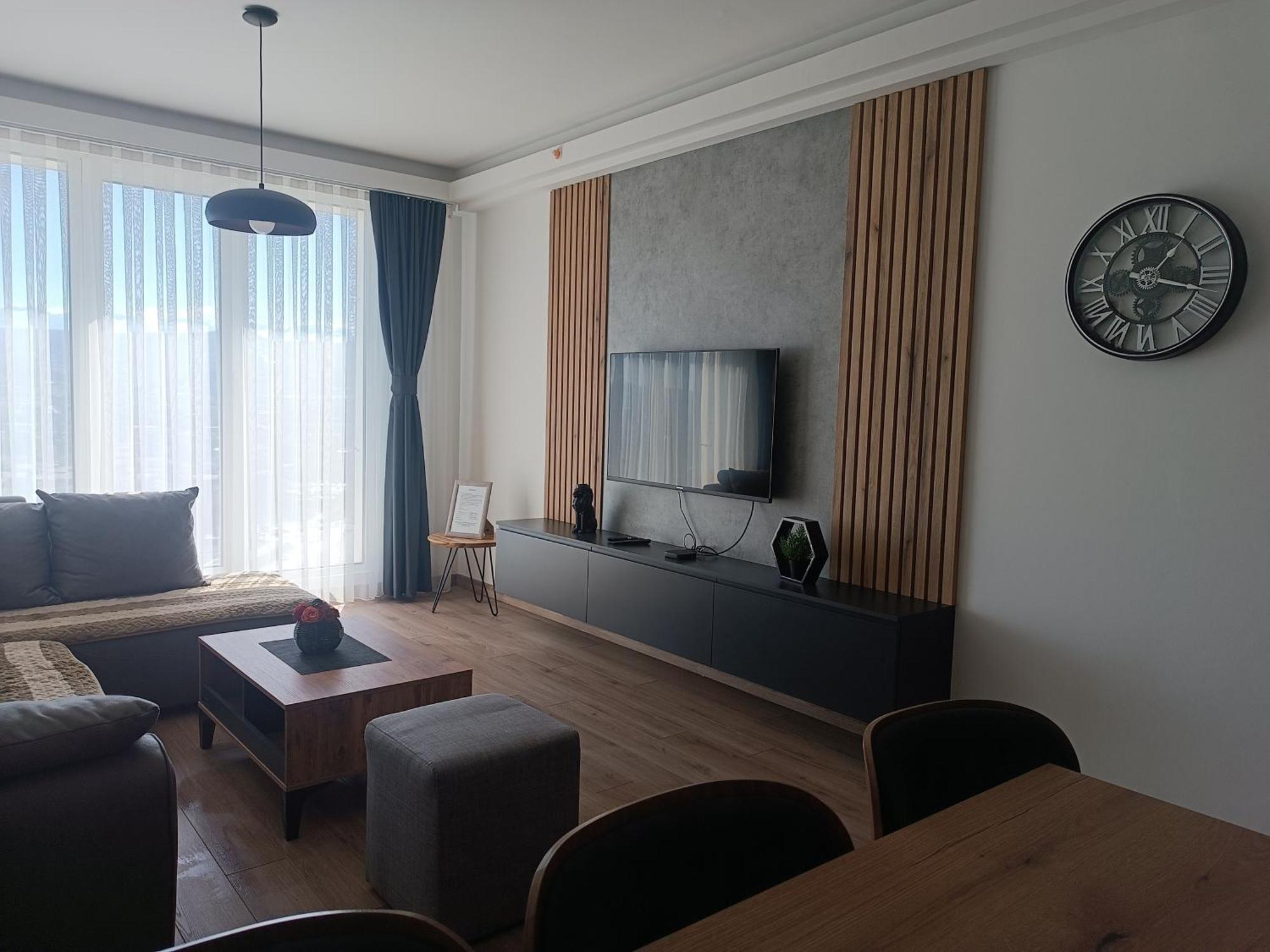 18Th & 16H Floor Secure Luxury Condos With Pool & Fitness Included In Price Σκόπια Εξωτερικό φωτογραφία
